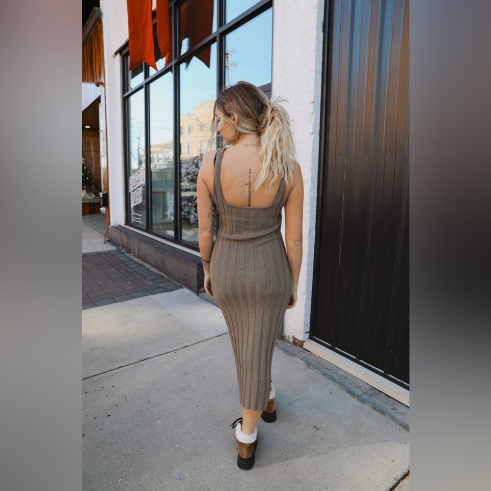 Free People Santons Stone Midi Sweater Dress Neutral Brown NEW Large - Picture 9 of 9